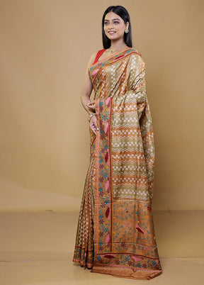 Cream Handloom Tussar Pure Silk Saree With Blouse Piece