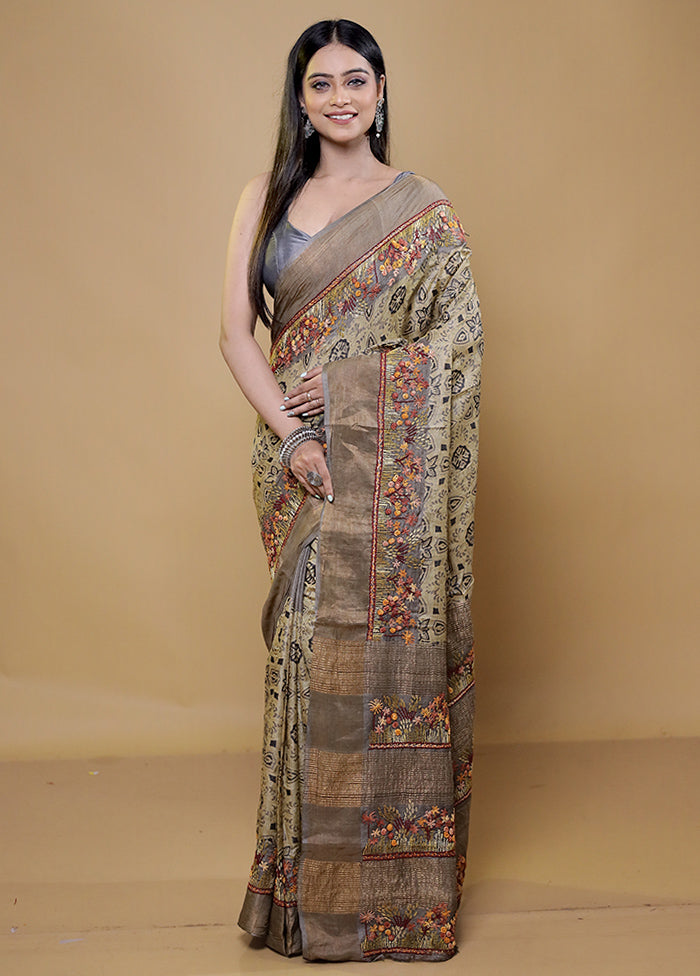 Cream Handloom Tussar Pure Silk Saree With Blouse Piece