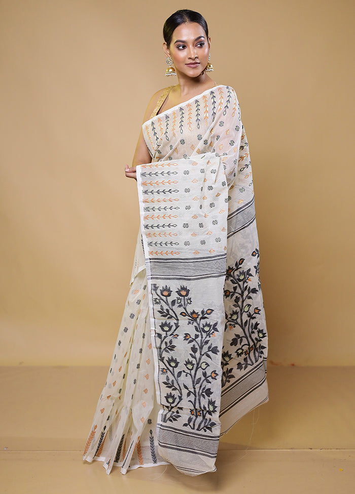 White Tant Jamdani Saree Without Blouse Piece