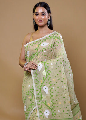 Cream Tant Jamdani Saree Without Blouse Piece