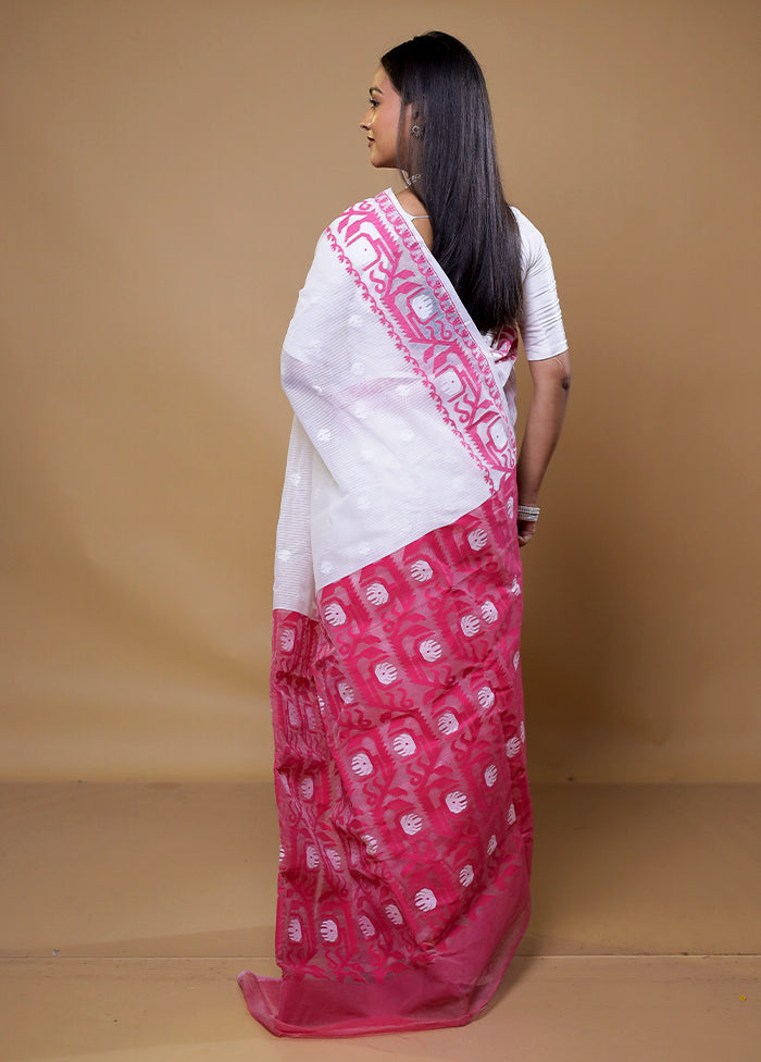 Pink Tant Jamdani Saree Without Blouse Piece