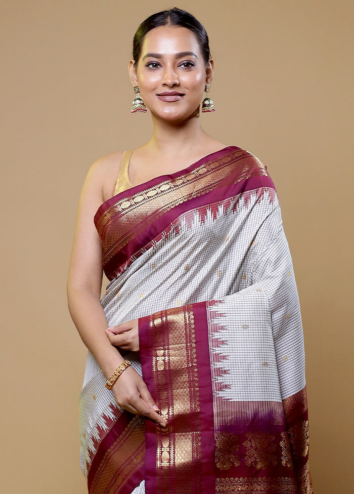 Grey Gadwal Pure Silk Saree Without Blouse Piece