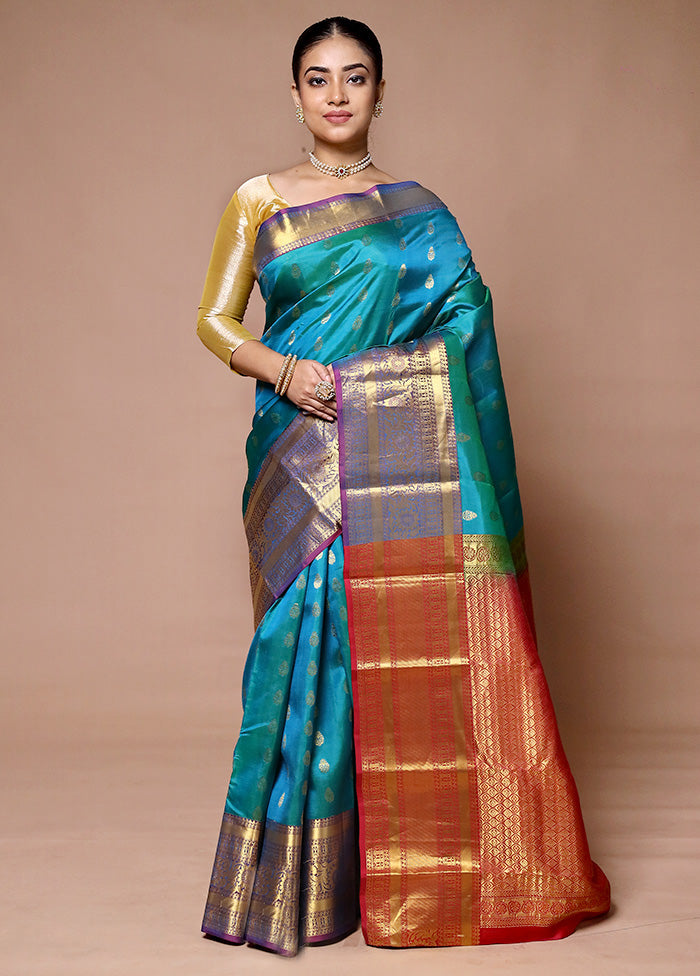 Blue Handloom Kanjivaram Pure Silk Saree With Blouse Piece