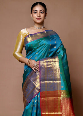 Blue Handloom Kanjivaram Pure Silk Saree With Blouse Piece