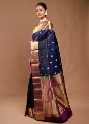 Blue Handloom Kanjivaram Pure Silk Saree With Blouse Piece