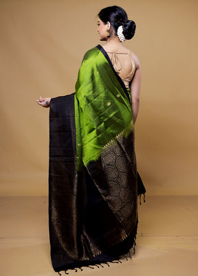 Green Handloom Kanchipuram Pure Silk Saree With Blouse Piece