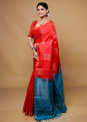 Red Handloom Kanjivaram Pure Silk Saree With Blouse Piece