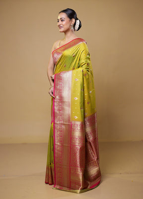 Green Dupion Silk Saree With Blouse Piece