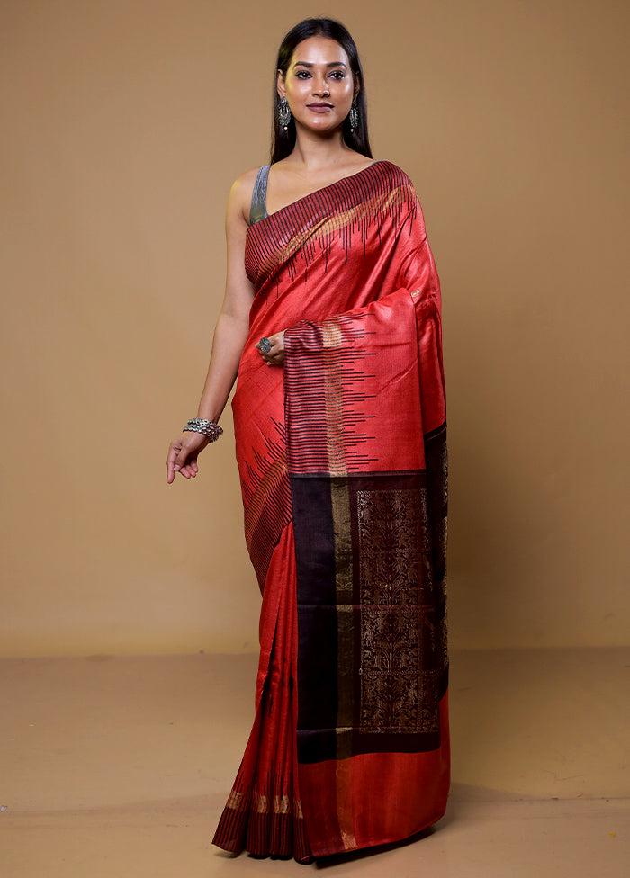 Red Handloom Tussar Pure Silk Saree With Blouse Piece