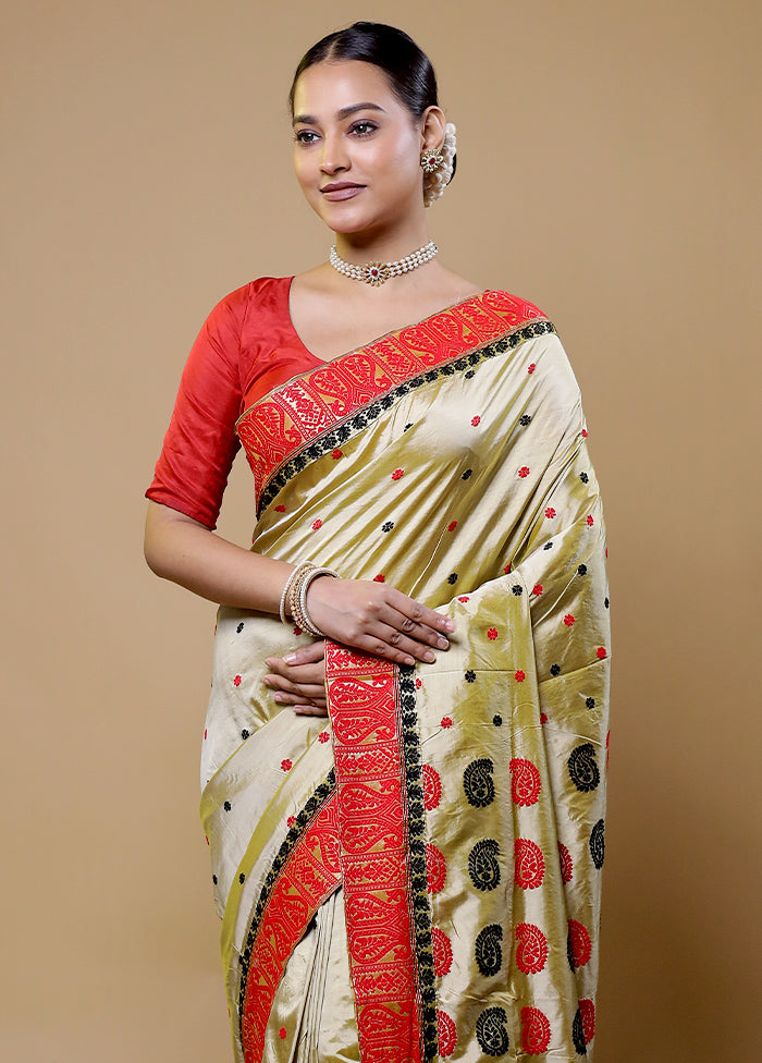 Yellow Handloom Assam Pure Silk Saree With Blouse Piece