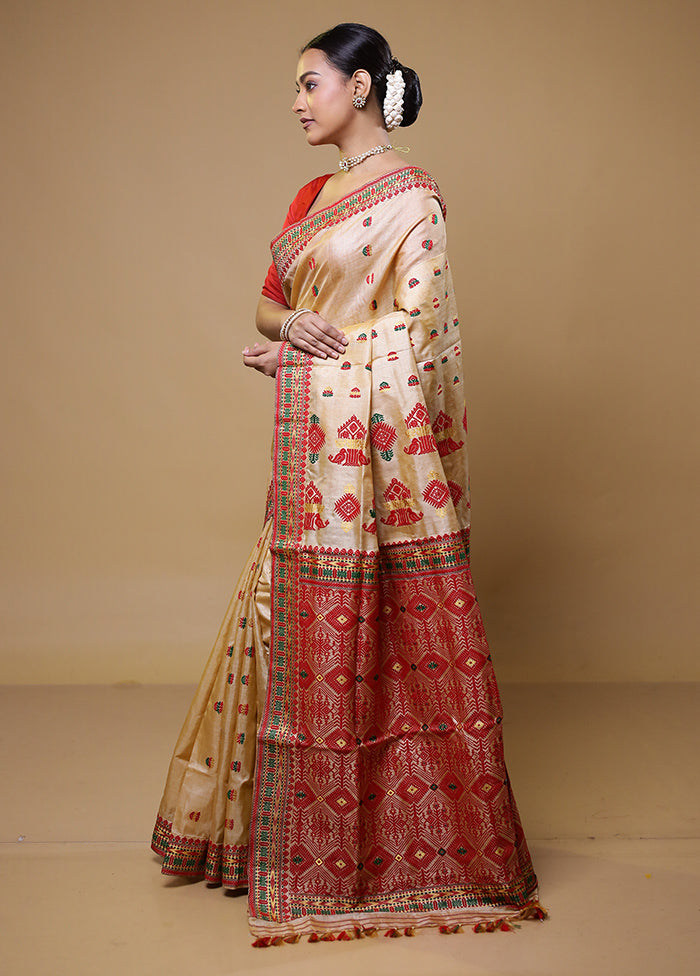 Cream Handloom Assam Pure Silk Saree With Blouse Piece