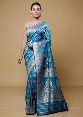 Blue Uppada Silk Saree With Blouse Piece