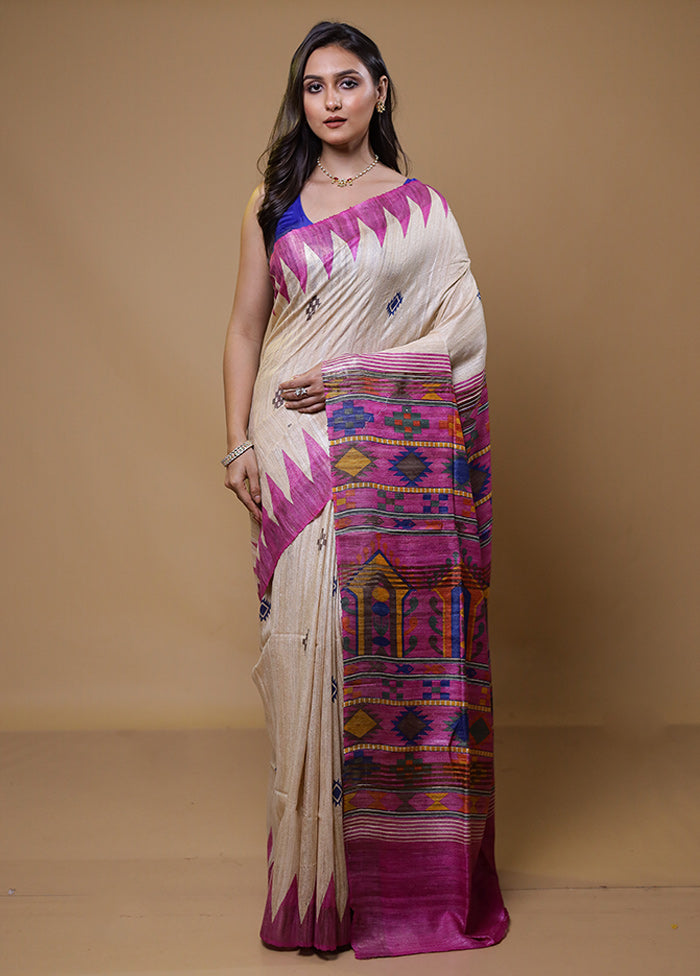 Cream Tussar Silk Saree With Blouse Piece