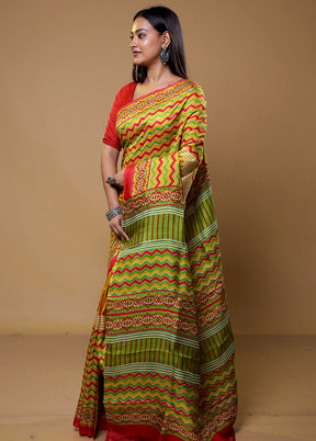 Green Printed Pure Silk Saree Without Blouse Piece