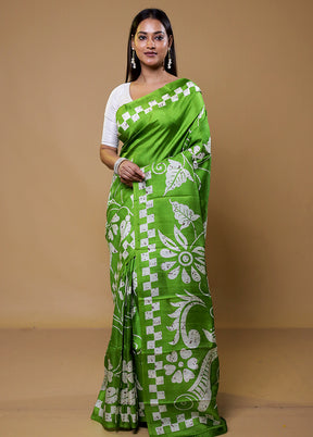 Green Printed Pure Silk Saree Without Blouse Piece