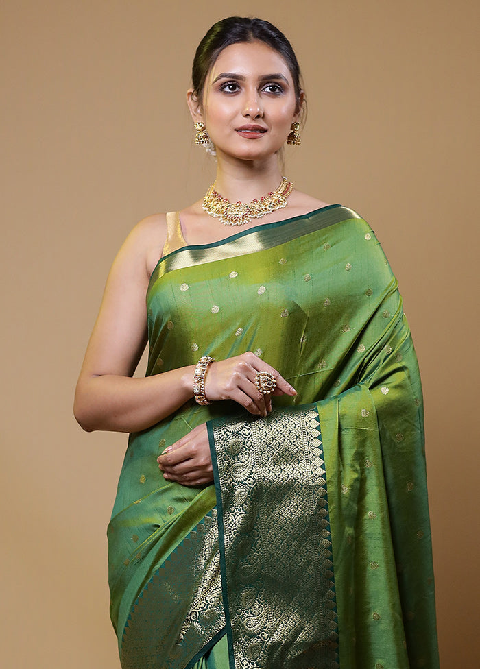 Green Dupion Silk Saree With Blouse Piece