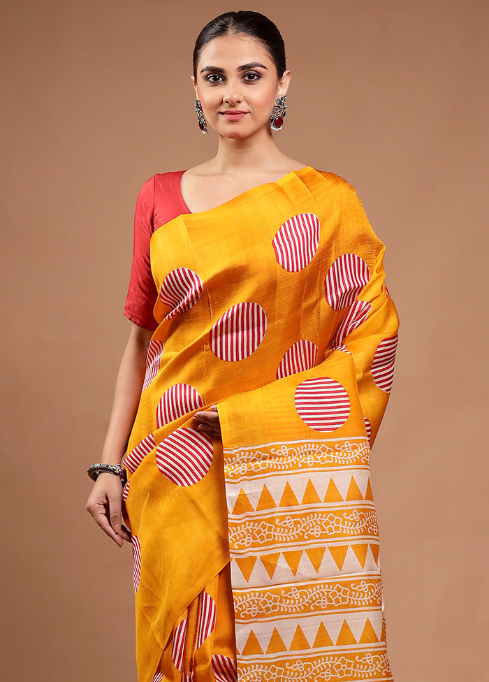 Yellow Printed Pure Silk Saree Without Blouse Piece