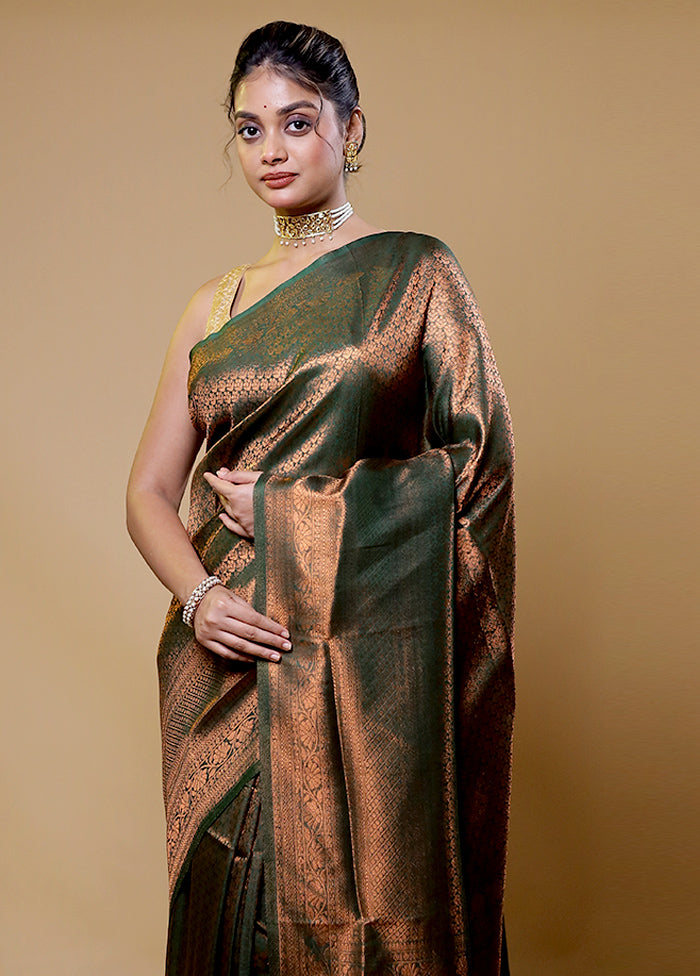 Green Dupion Silk Saree With Blouse Piece