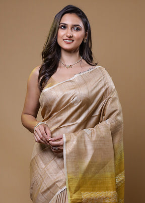 Cream Handloom Tussar Pure Silk Saree With Blouse Piece