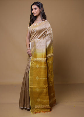 Cream Handloom Tussar Pure Silk Saree With Blouse Piece