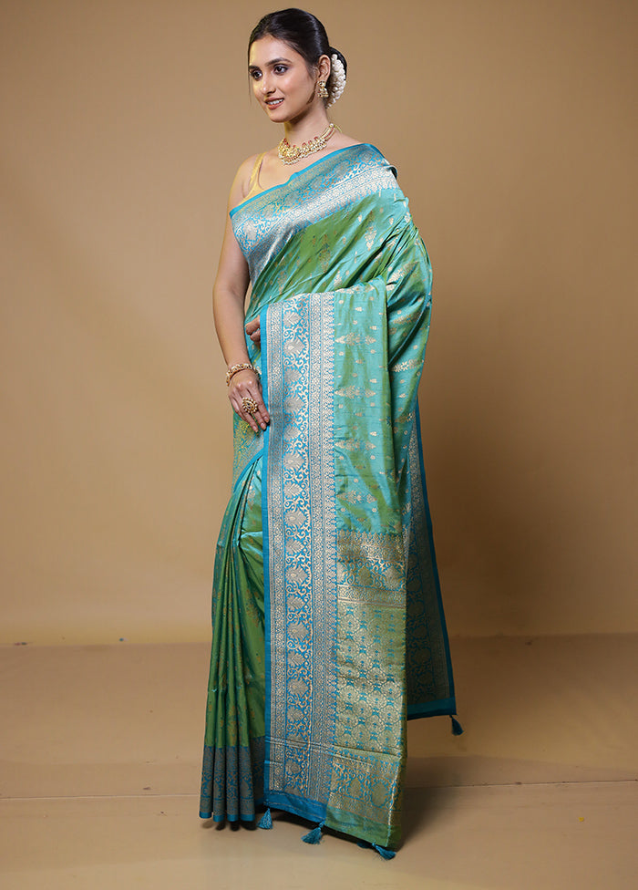 Green Dupion Silk Saree With Blouse Piece