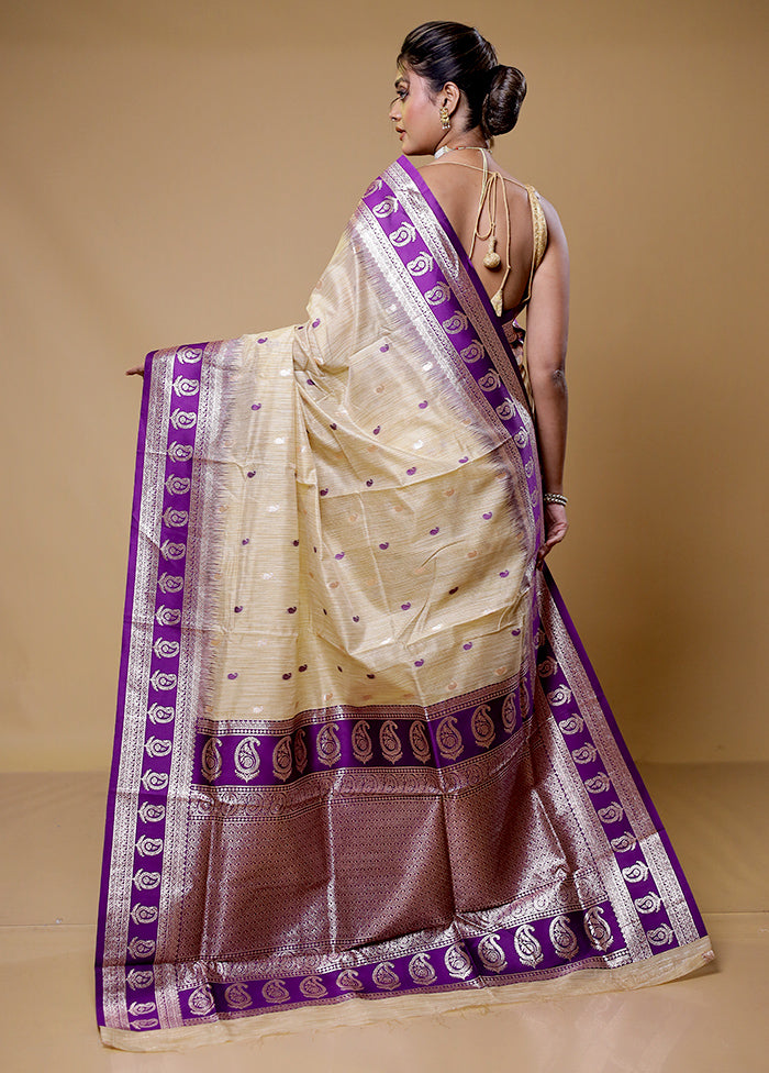 Cream Tussar Silk Saree With Blouse Piece