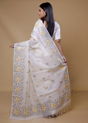 White Pure Cotton Saree With Blouse Piece