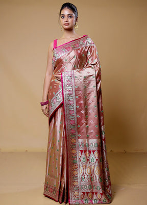 Cream Handloom Banarasi Pure Silk Saree With Blouse Piece