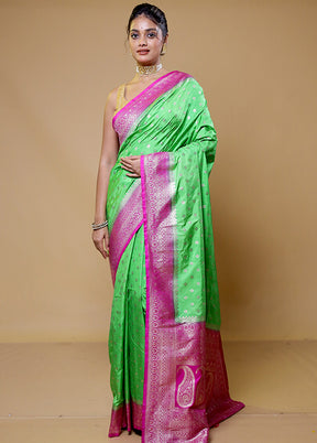 Green Dupion Silk Saree With Blouse Piece