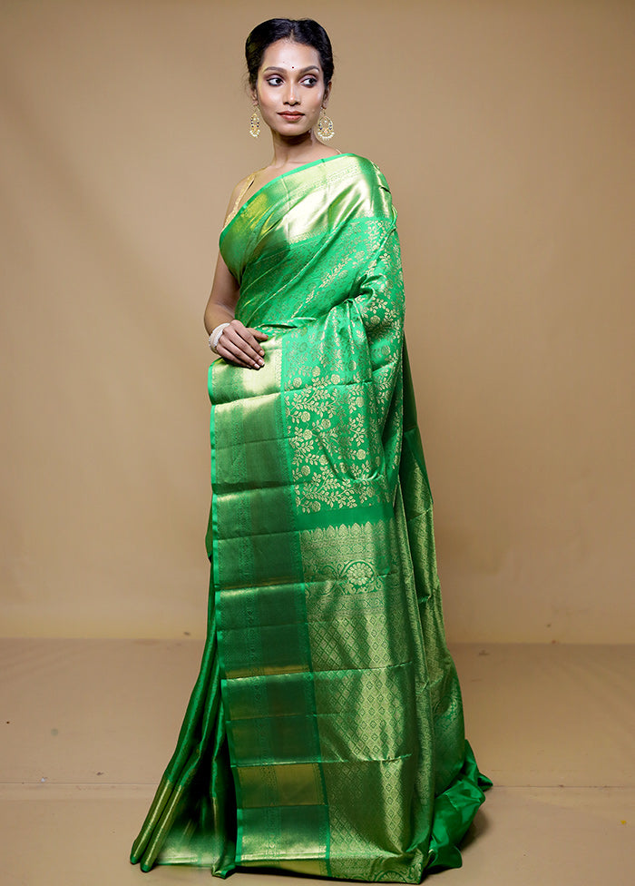 Green Handloom Kanchipuram Pure Silk Saree With Blouse Piece