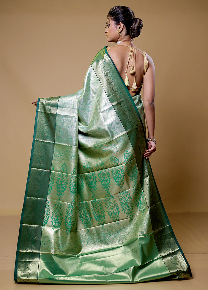 Green Kanjivaram Silk Saree With Blouse Piece