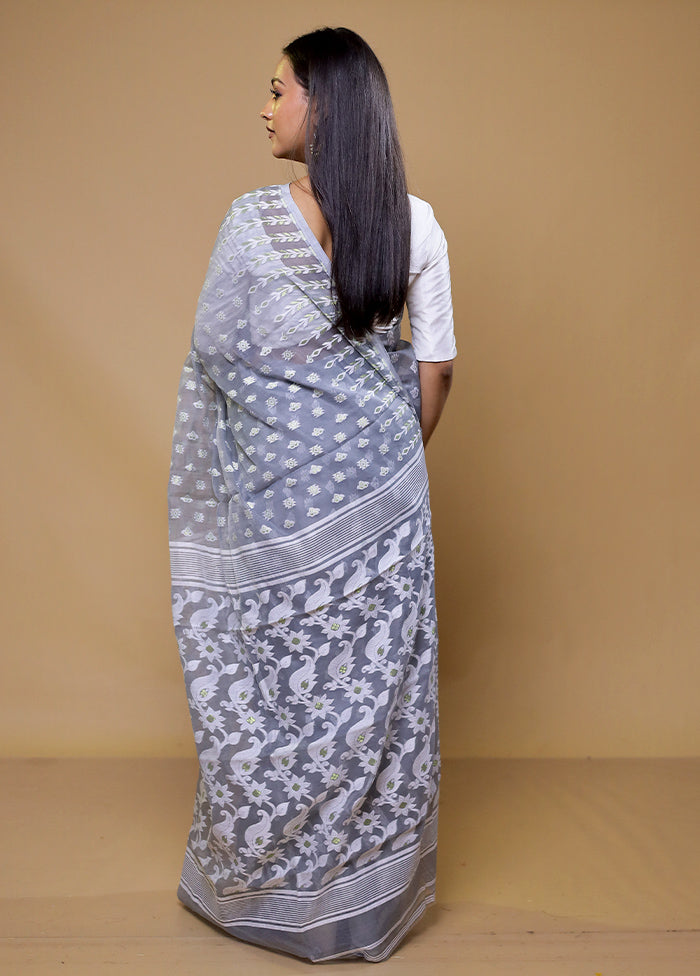 Grey Tant Jamdani Saree Without Blouse Piece