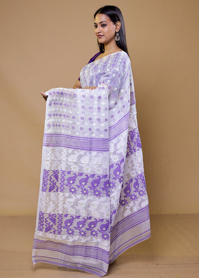 White Tant Jamdani Saree Without Blouse Piece