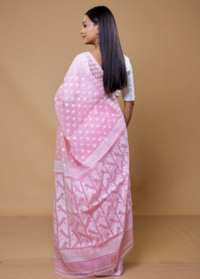 Pink Tant Jamdani Saree Without Blouse Piece