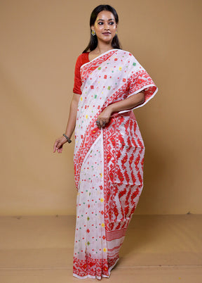 White Tant Jamdani Saree Without Blouse Piece