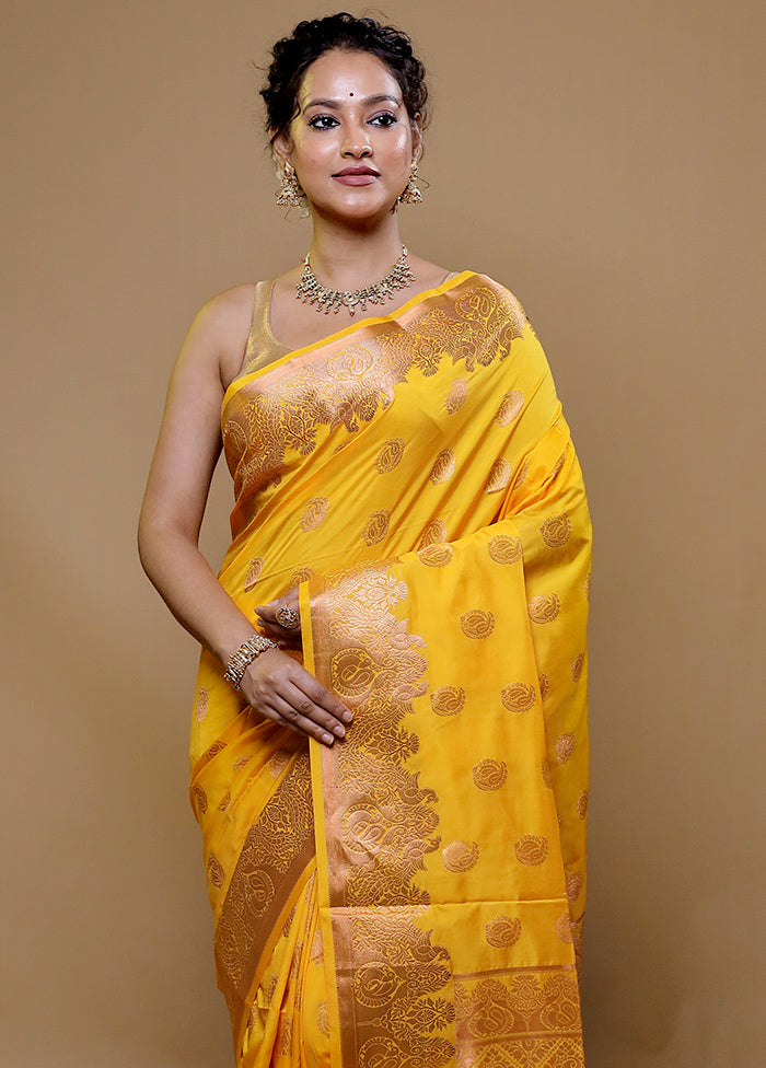 Yellow Kanjivaram Silk Saree With Blouse Piece