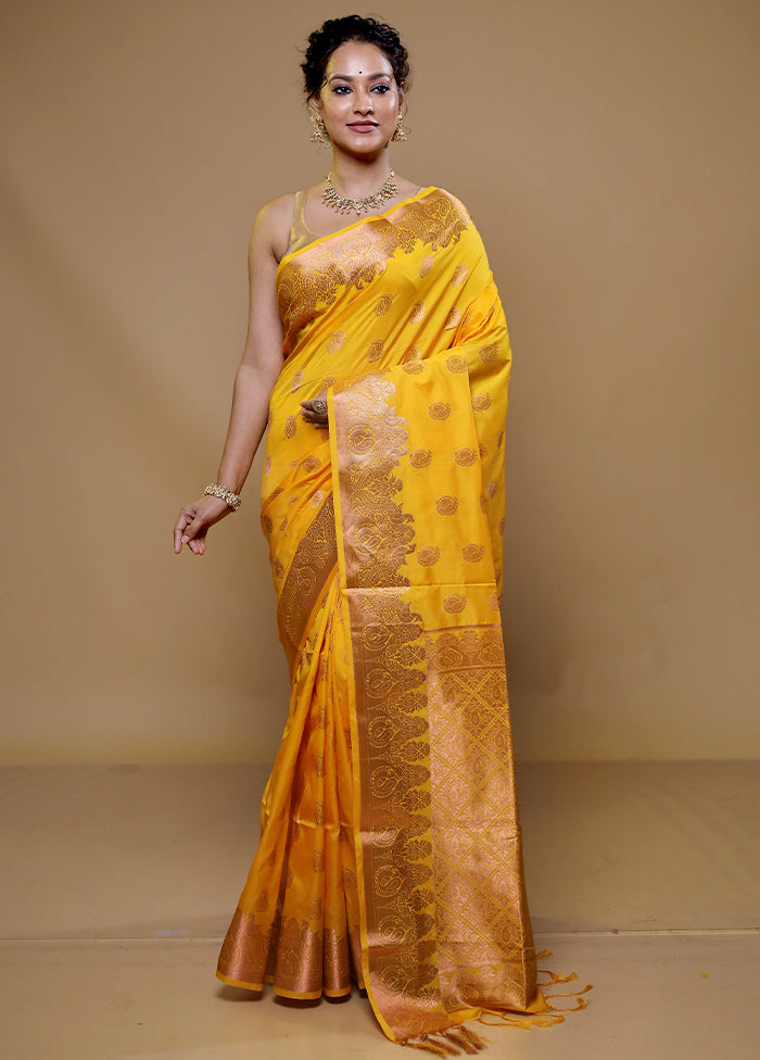 Yellow Kanjivaram Silk Saree With Blouse Piece