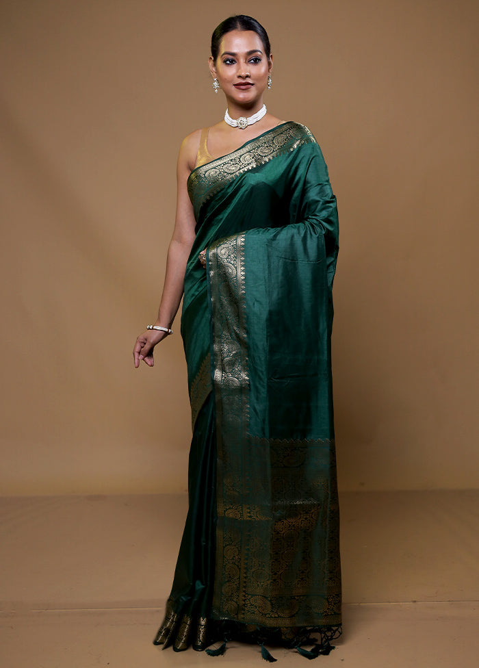 Green Dupion Silk Saree With Blouse Piece