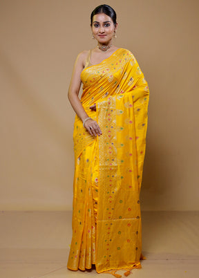 Yellow Dupion Silk Saree With Blouse Piece