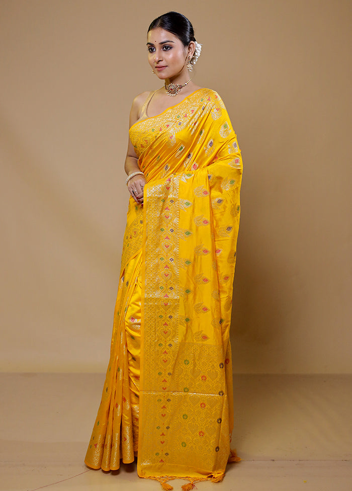 Yellow Dupion Silk Saree With Blouse Piece