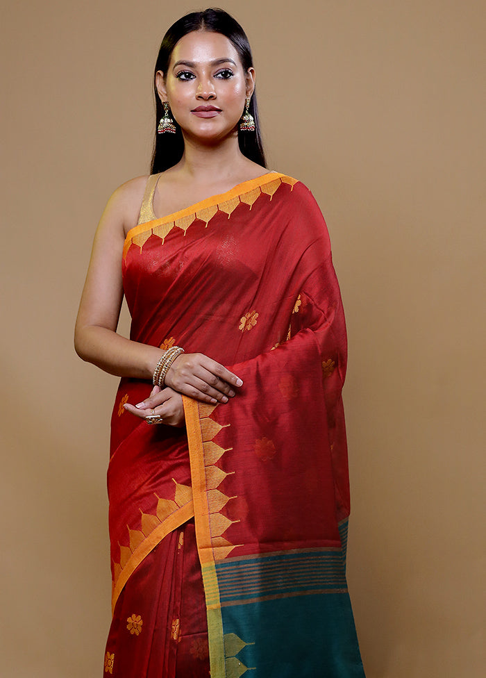 Red Khadi Cotton Saree With Blouse Piece