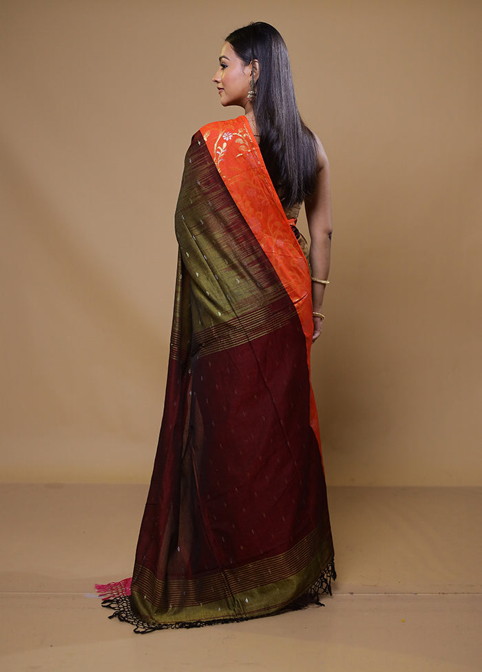 Green Khadi Cotton Saree With Blouse Piece