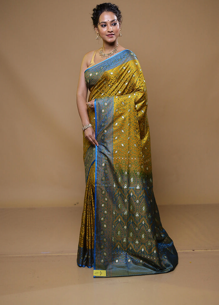 Green Tanchoi Silk Saree With Blouse Piece