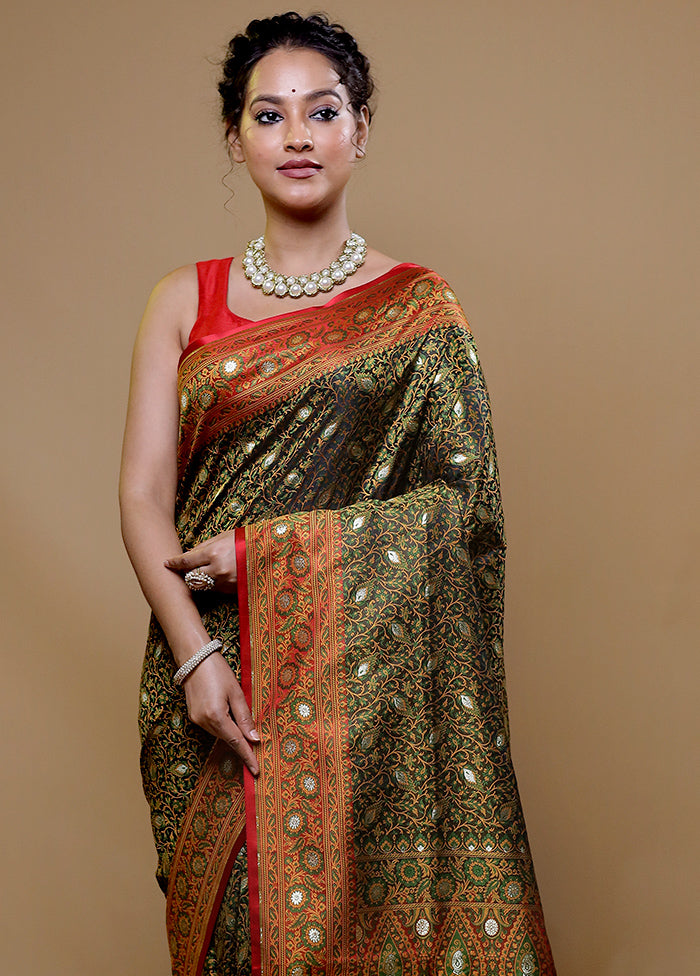 Green Tanchoi Silk Saree With Blouse Piece