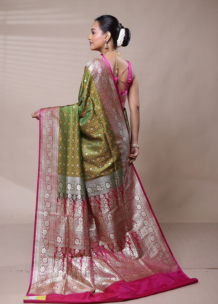 Green Tanchoi Silk Saree With Blouse Piece