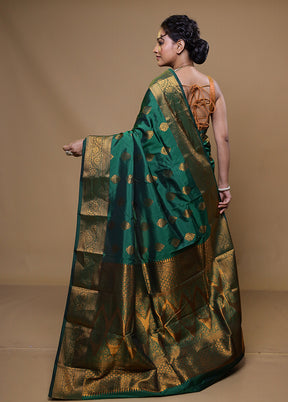 Green Kanjivaram Silk Saree With Blouse Piece