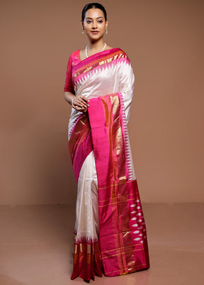 White Handloom Ikkat Pure Silk Saree With Blouse Piece