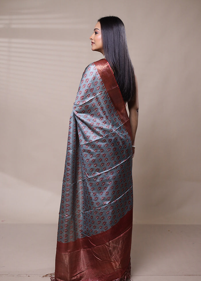 Grey Dupion Silk Saree With Blouse Piece