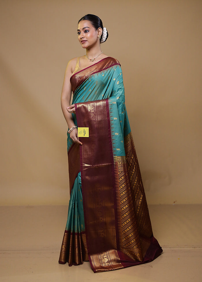 Green Gadwal Silk Saree Without Blouse Piece