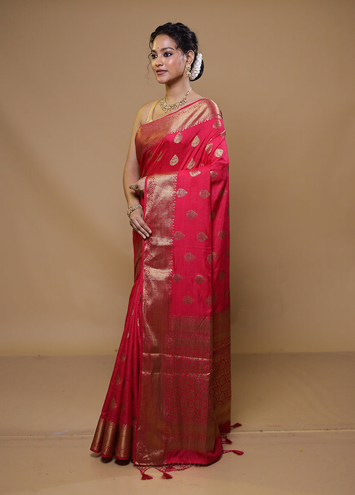 Red Dupion Silk Saree With Blouse Piece